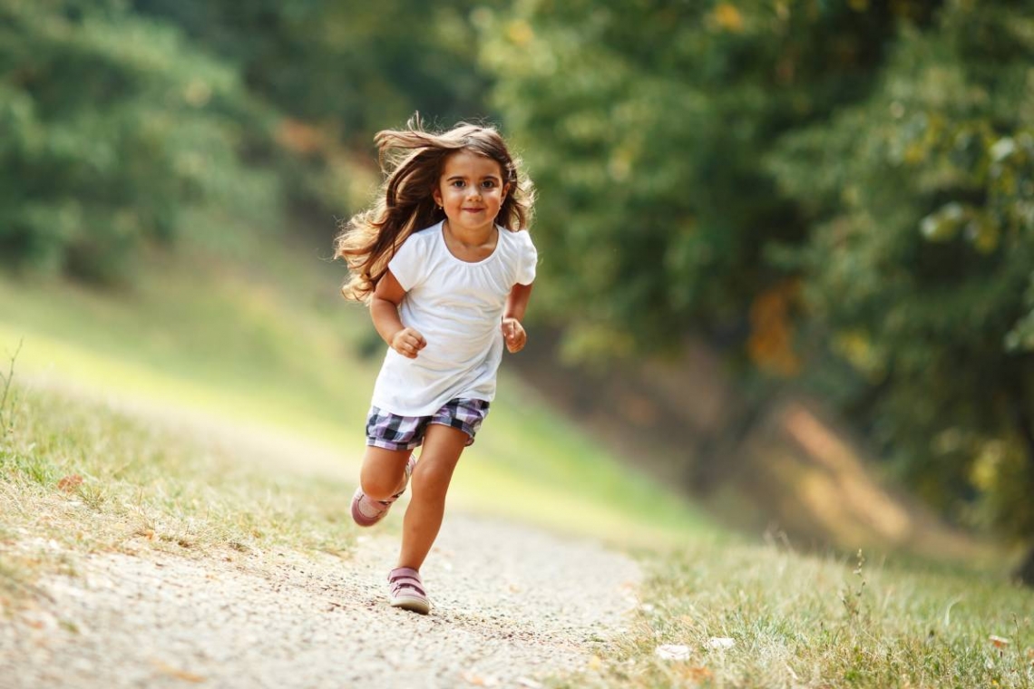 kid running.jpg